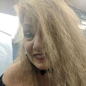 Meet your Posher, Shelley